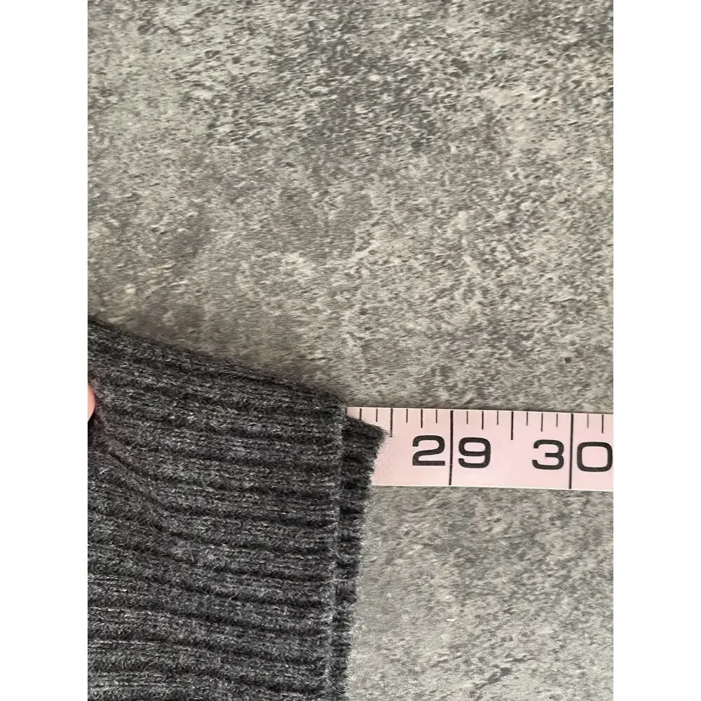 Cashmere Sweater Quiet Luxury Soft‎ Capsule Parisian Old Money Sustainable